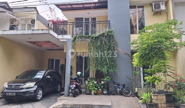 Dijual Rumah Cantik di Perumahan Kartika Residence Cinere 2