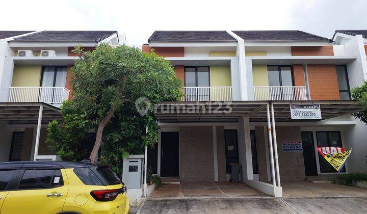 Rumah Cantik di Perumahan Kota Harapan Indah Cluster Lavesh 2