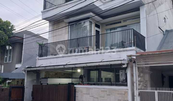 Beautiful Luxury House Bendungan Hilir 3 Floors Beautiful Luxury House Bendungan Hilir 3 Floors