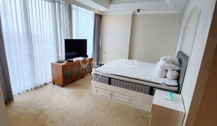kamar tidur four seasons residence tipe penthouse,