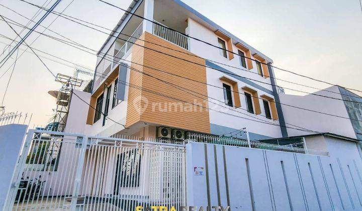 Rumah Kost Tomang 24 Kamar, Sudah Renovasi, Akses Mobil 1