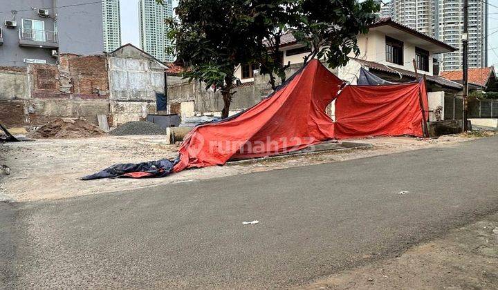 Rumah Baru Tanjung Duren 3 Lantai Dekat Pusat Kuliner Only 4 Unit 2