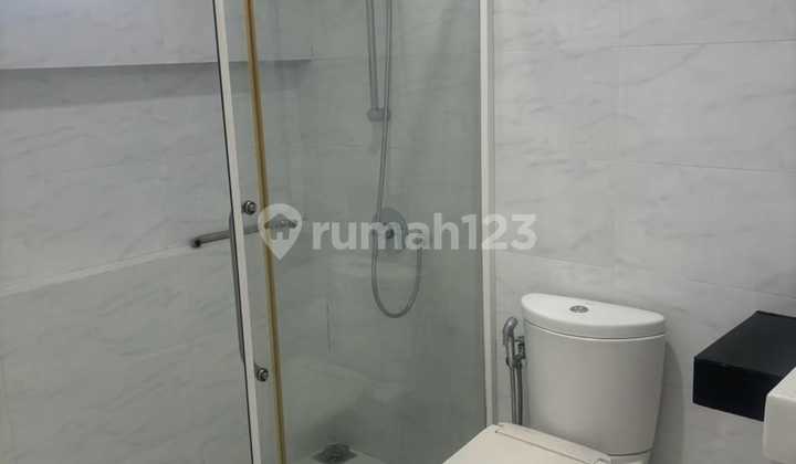 RUMAH GREEN LAKE CITY CLUSTER DANAU 2