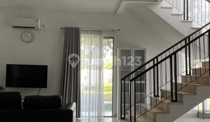 Rumah Full Furnished Golf Island Pik Sebelah Taman 2
