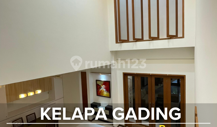 Rumah Mewah di KELAPA GADING banyak Aksen Kayu Solid Rumah Mewah di KELAPA GADING banyak Aksen Kayu Solid