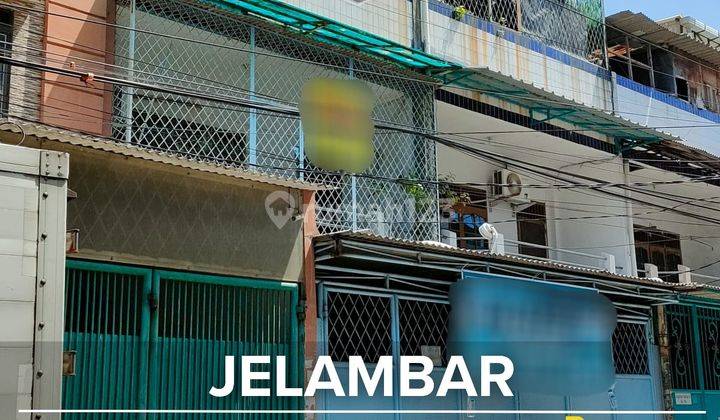 Rumah Bentuk Ruko Daerah Jelambar Akses Jalan Lebar 1