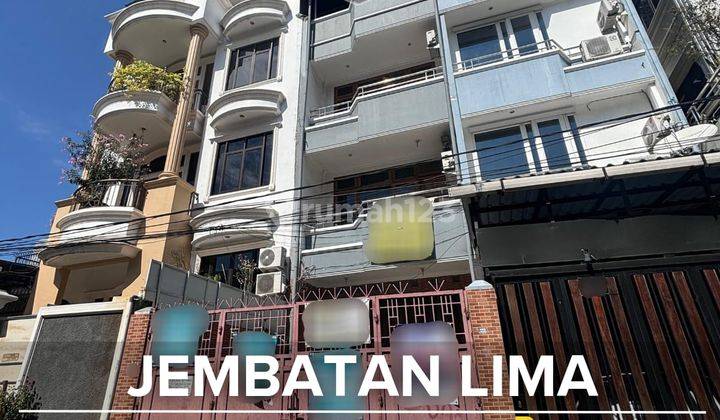 Rumah Jembatan Lima Pinggir Jalan Dekat Jalan Utama 1