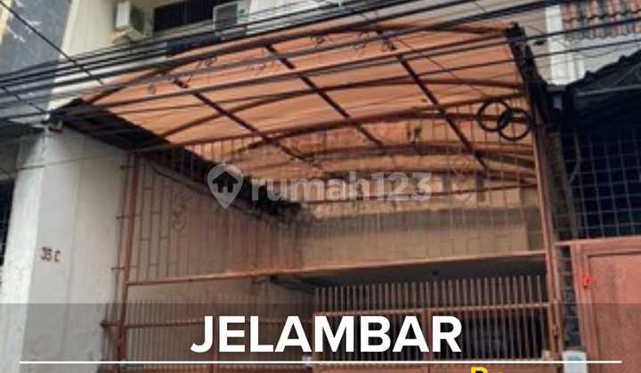 Rumah 4 Lantai di Jelambar Jalan Utama