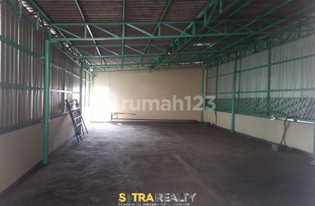 Ruko Gandeng Cideng Tomang, Siap Pakai, Lokasi Strategis