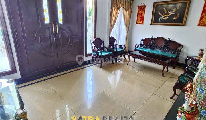 Rumah Semi Furnished 3 Lantai Taman Palem Lestari Cengkareng 2