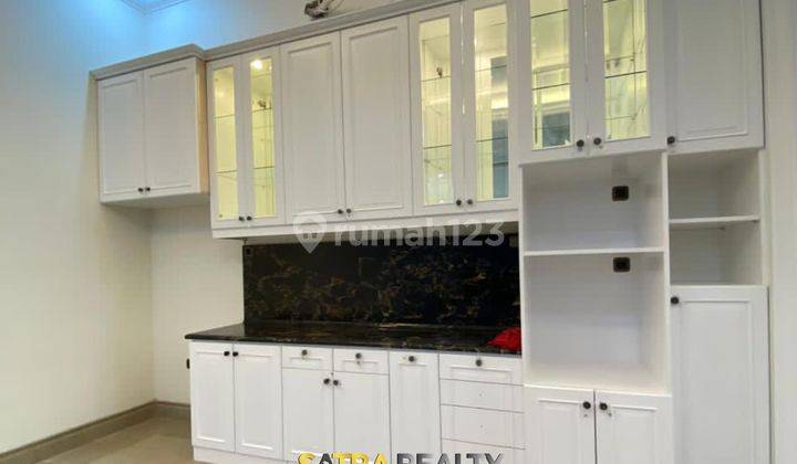 Rumah Mewah Area Pondok Indah Lantai Full Italian Marble 2