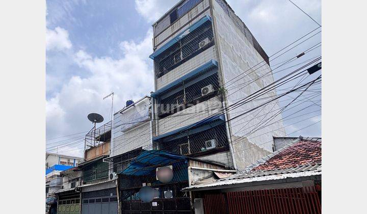 Ruko Jembatan Lima, Akses 2 mobil, Lokasi strategis 1