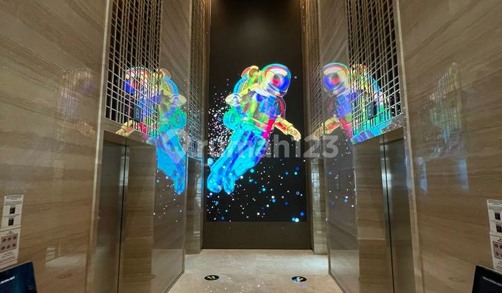 FOR SALE OFFICE SPACE LIPPO THAMRIN, RENOVATED AND FURNISHED