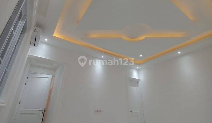 Rumah Baru Inc Lift, Bathtub Dan Pool di Pantai Indah Kapuk 2