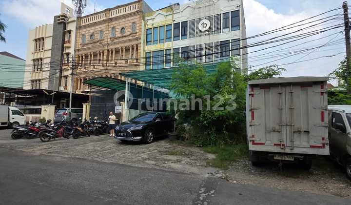 OFFICE AND WAREHOUSE IN SUNTER, AMPLE PARKING 2