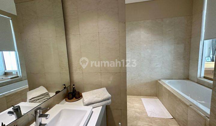 Disewakan Unit Apartement Penthouse di Saumata Alam Sutera dp  2