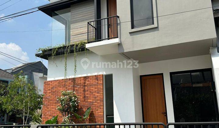 Dijual Rumah Hook Griya Loka 1.2 Ext Bsd  1