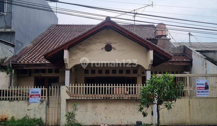 Rumah Pinggir Jalan Raya Lokasi Bagus di Perumnas 1 Tangerang 1