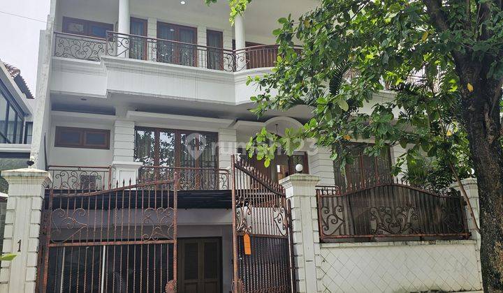 Rumah Mewah Siap Huni di Kawasan Elit Pondok Indah Jakarta Selatan 1