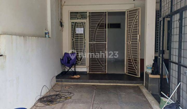 Disewakan Rumah Bagus Siap Huni di Semanan Indah Jakbar dp  1