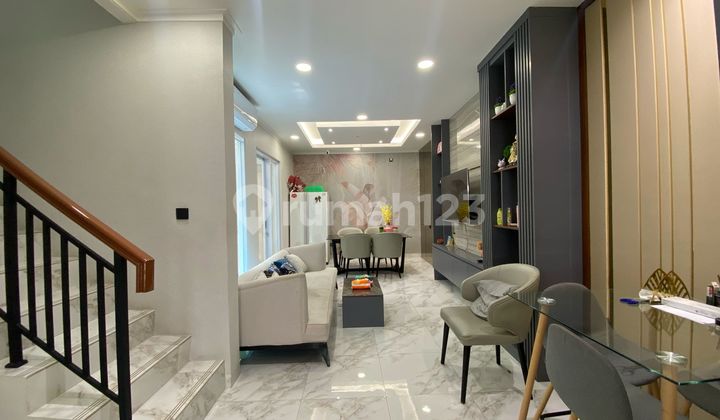 Price Drop for Fully Furnished House in Milano Village Gading Serpong with Down Payment