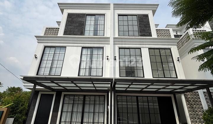 Rumah Baru 3 Lantai Ready Siap Huni di Jakarta Barat Rumah Baru 3 Lantai Ready Siap Huni di Jakarta Barat