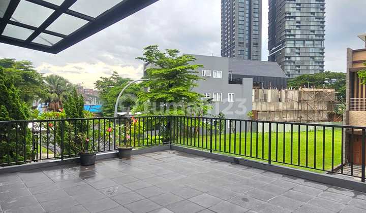 Rumah Mewah Fully Furnish di Sutera Palma Alam Sutera