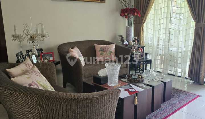 Dijual Rumah Mewah Rapih Siap Huni di Virginia Lagoon, BSD 2