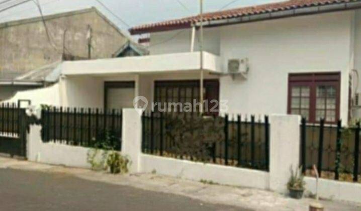 Dijual Rumah Strategis Siap Huni di Jl Dr Saharjo Tebet Manggarai Jakarta Selatan dp  1