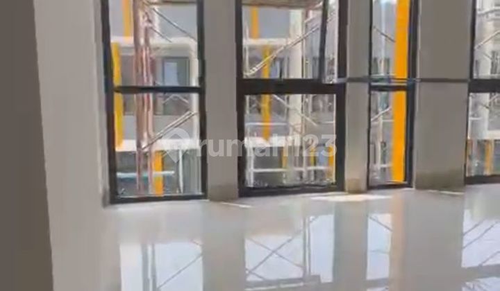 For Sale Ready-to-Use Shop House in Strategic Location at The Loop BSD City, down payment For Sale Ready-to-Use Shop House in Strategic Location at The Loop BSD City, down payment