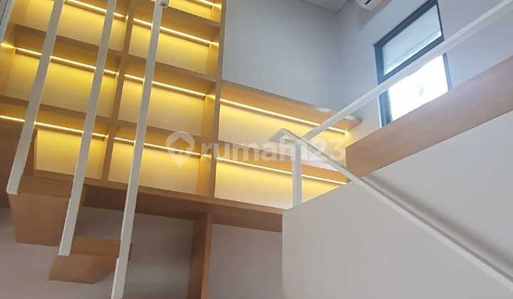 Dijual Fully Furnish Rumah Minimalis di Fleekhauz R BSD City DP 2