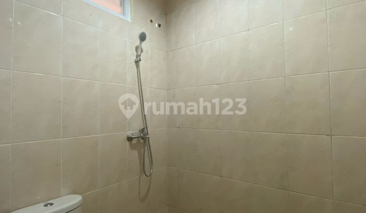 Dijual Rumah Siap Huni di Regency Melati Mas Serpong dp