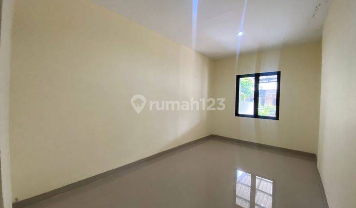 Dijual Rumah Rapih Full Renovasi di BSD Taman Crysant dp 2