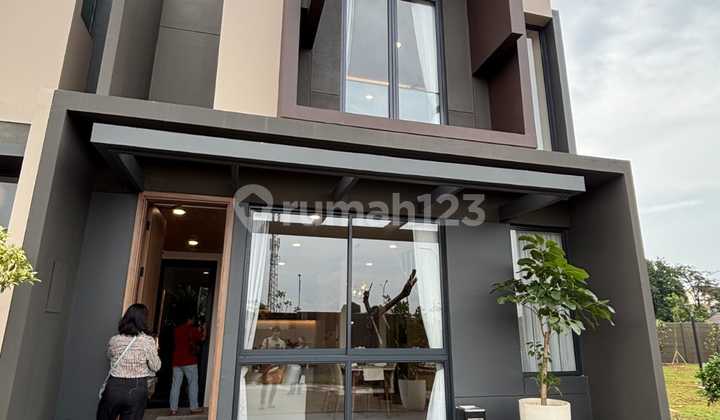 Rumah Baru Lokasi Super Strategis @Vireya BSD City