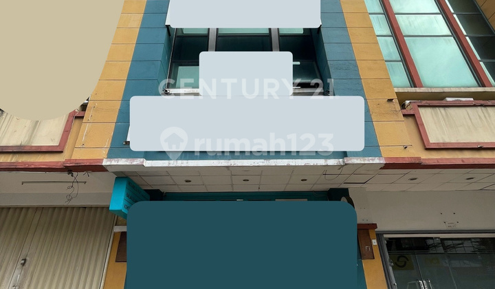 Ruko ITC Fatmawati Hadap Depan Cocok Untuk Usaha Atau Office Ruko ITC Fatmawati Hadap Depan Cocok Untuk Usaha Atau Office