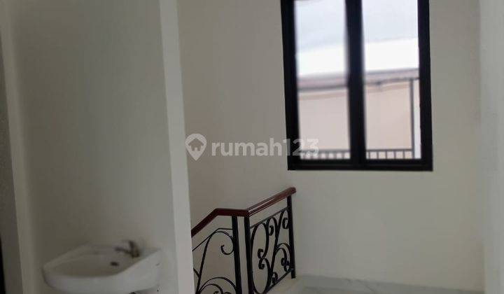 Rumah Bagus 2 Lantai Siap Huni Rapi Baja Ringan 2