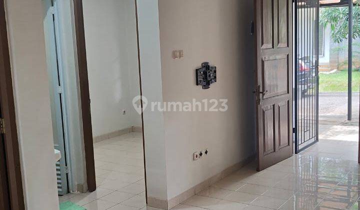 Rumah Mungil Rapi Siap Huni Dalam Cluster 1