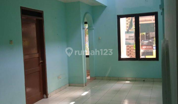 Rumah 2 Lantai Rapi Dalam Cluster Dekat Masjid di Kota Wisata 1