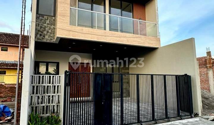 Rumah 2 Lantai di Sleman Yogyakarta Dekat Kampus Ugm Rumah 2 Lantai di Sleman Yogyakarta Dekat Kampus Ugm
