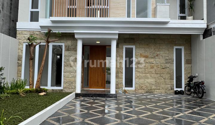 RUMAH SIAP HUNI MEWAH DI JALAN PALAGAN YOGYAKARTA 2