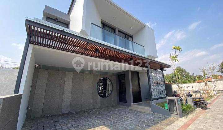 Semi-Furnished Luxury House in Sleman Yogyakarta Easy Access