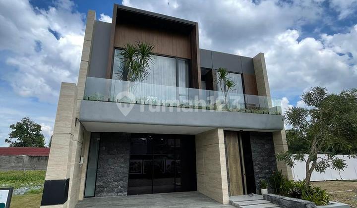 RUMAH 2 LANTAI KOTA JOGJA DEKAT KAMPUS UGM UII MAL SCH JCM 2