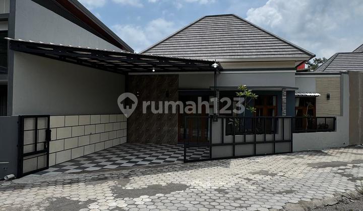RUMAH MURAH SHM SIAP HUNI DEKAT MAL PAKUWON KAMPUS UGM