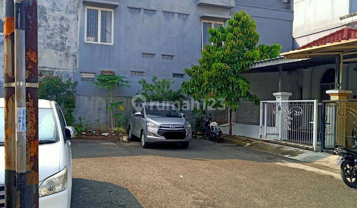 Rumah pojok taman semanan indah dekat puri indah jakarta barat 2