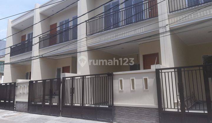 Rumah Baru, Dlm Kompleks, Duri Kepa. Jakarta Barat Rumah Baru 1