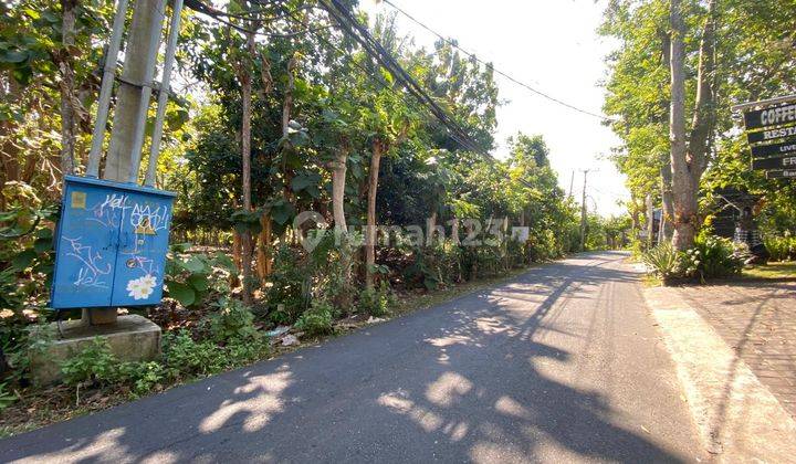 Exclusive Land At Convenient Area Balangan Beach. 2