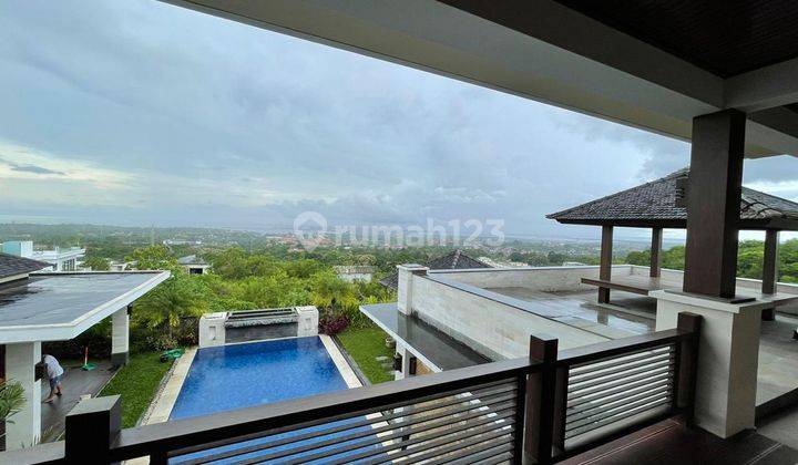 Luxurious 3-Bedroom Oceanview Villas in Prime Uluwatu Location 1