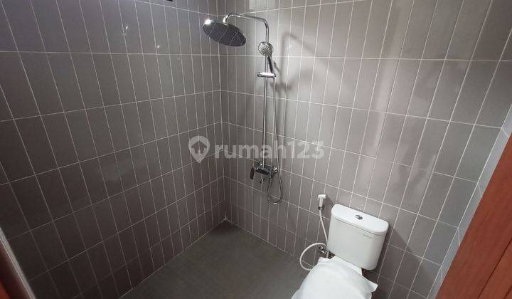 Jual rumah strategis 2 lantai harga murah cokta cibinong 9