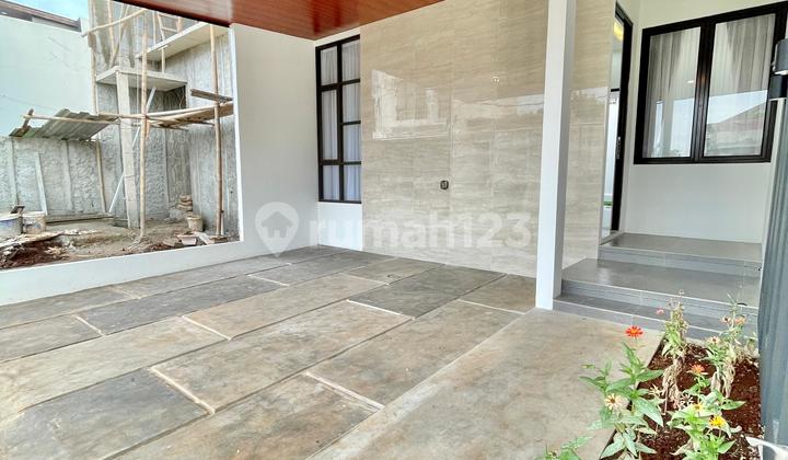 Rumah Cantik Baru Siap Huni Free Biaya2 Deket Lrt 2