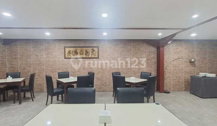 Commercial Space on Mainroad Dago, Strategic Location